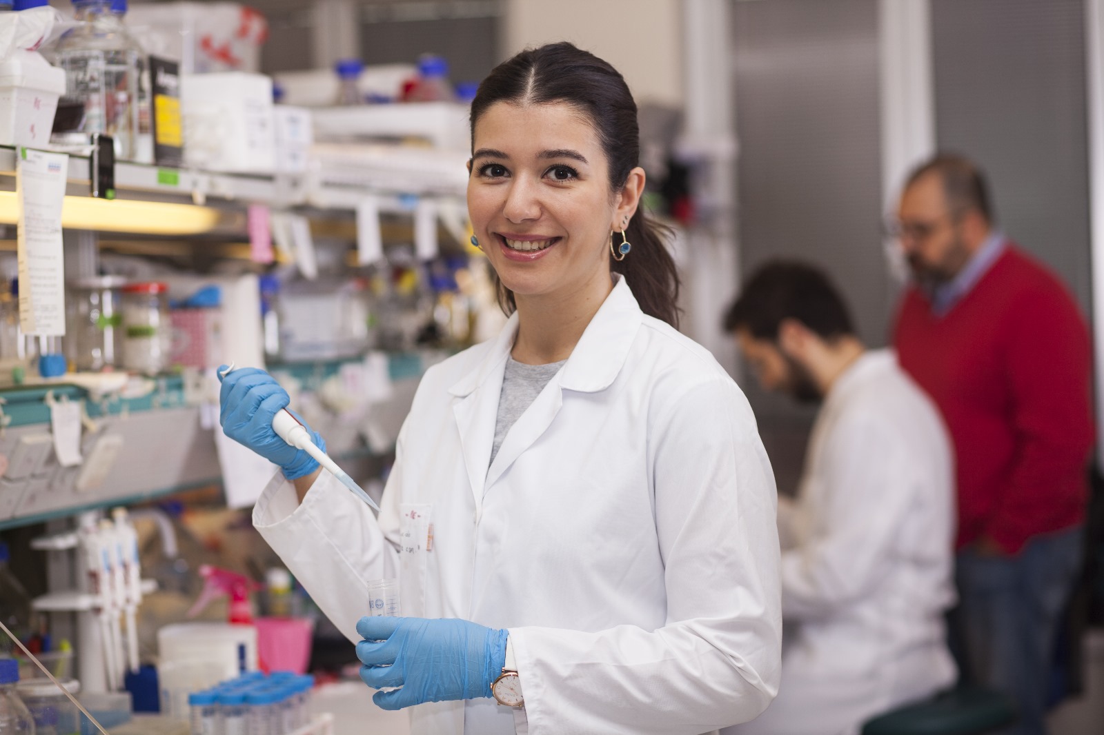 KADINLARIN YÜKSEKÖĞRETİME ERİŞİMİ VE AKADEMİDEKİ AĞIRLIĞI ARTIYOR