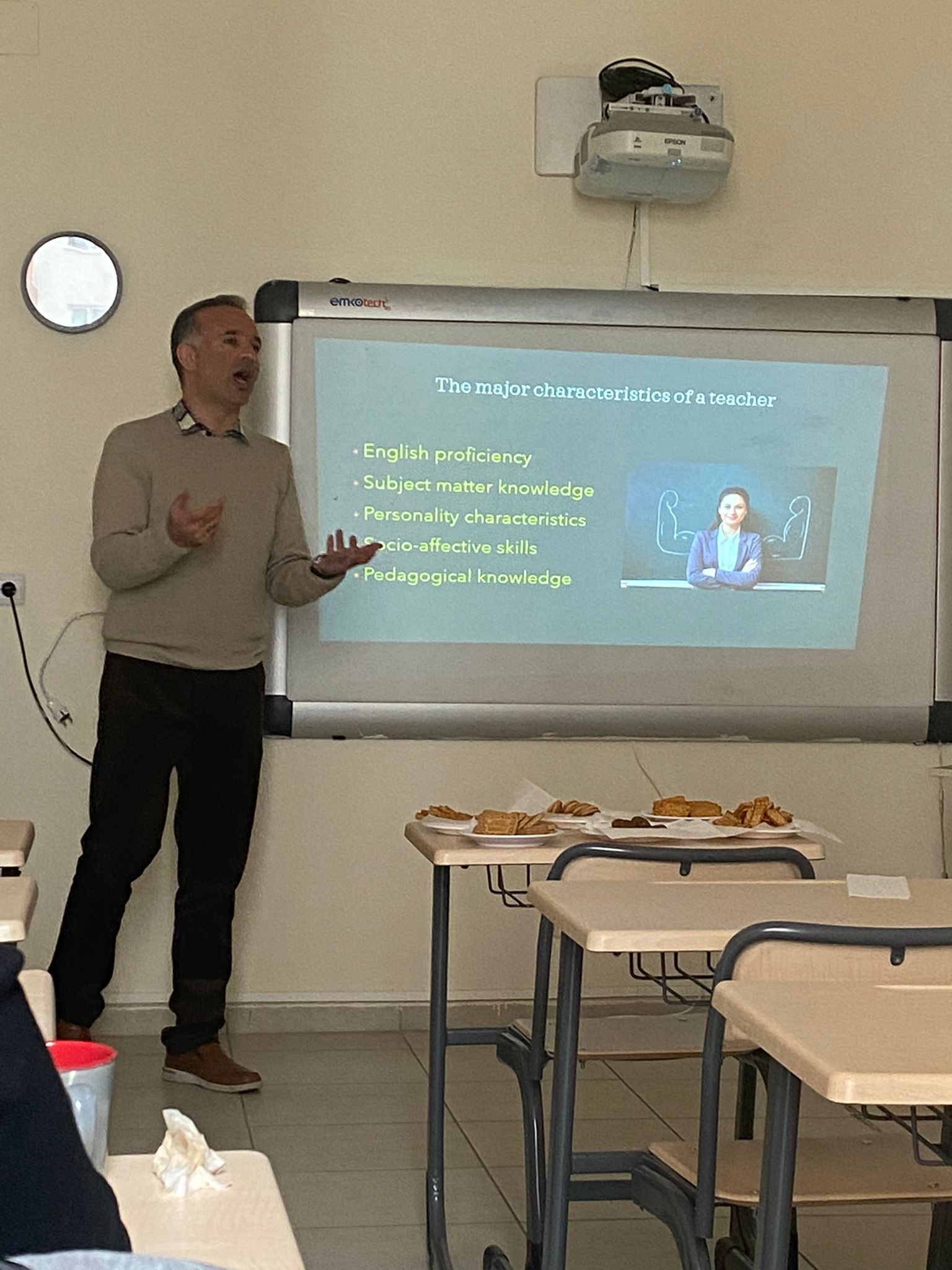 YABANCI DİLLER BÖLÜMÜ TEACHER TRAINER SEMİNERİ (EĞİTİCİLERİN EĞİTİMİ)